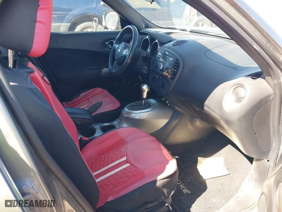 2012 Nissan Juke SV with VIN JN8AF5MV3CT112143, listed as a IAAI auction lot 40479659 with 132,053 mi miles. Bid and sale history available at carsss.com. Image 5.