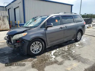 2013 Toyota Sienna XLE AAS with VIN 5TDYK3DC1DS383923, listed as a Copart auction lot 60428555 with 119,706 mi miles and Non repairable. Bid and sale history available at DreamBid. Image 1.