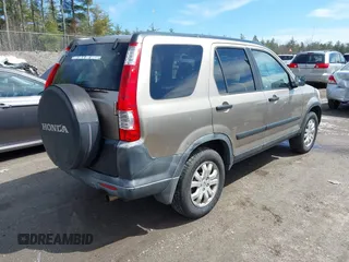 2005 Honda CR-V EX with VIN JHLRD78885C057778, listed as a IAAI auction lot 42005355 with 167,952 mi miles and . Bid and sale history available at DreamBid. Image 4.