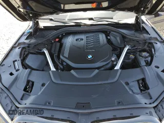 2020 BMW 7 Series 740i z VIN WBA7T2C02LGF96611, wystawiony jako Copart lot #61451935 z przebiegiem 61 185 mil mil oraz Szkoda całkowita • Salvage title. Historia ofert i sprzedaży dostępna na DreamBid. Obrazek 11.