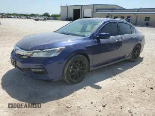 2017 Honda Accord Touring z VIN JHMCR6F77HC018949, wystawiony jako Copart lot #52261255 z przebiegiem 70 881 mil mil oraz Czysty tytuł • Clean title. Historia ofert i sprzedaży dostępna na DreamBid. Obrazek 1.