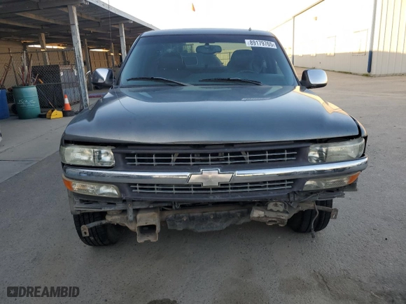 2002 Chevrolet Silverado 1500 LT with VIN 2GCEC19T321290788, listed as a Copart auction lot 89179765 with 165,010 mi miles and Salvage Title. Bid and sale history available at carsss.com. Image 5.