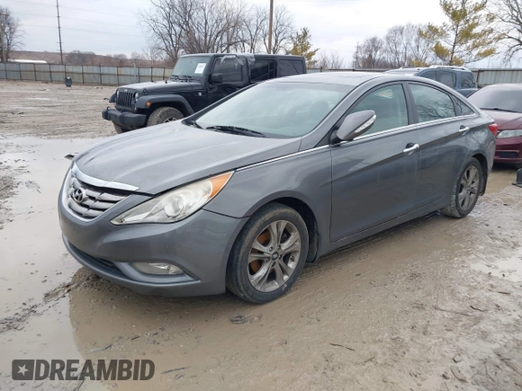 2011 Hyundai Sonata SE with VIN 5NPEC4AC4BH268438, listed as a IAAI auction lot 41588949 with 164,339 mi miles. Bid and sale history available at carsss.com. Image 2.