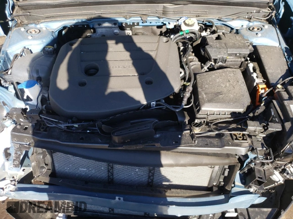 2024 Volvo XC40 Core Bright Theme with VIN YV4L12UK3R2208017, listed as a Copart auction lot 46664115 with 10,937 mi miles and Salvage title. Bid and sale history available at DreamBid. Image 11.