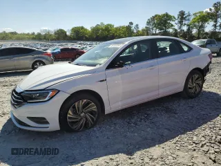 2019 Volkswagen Jetta SEL Premium с VIN 3VWGB7BU9KM211521, выставлен на аукционе Copart как лот 49752394 с пробегом 73 640 миль миль и . История ставок и продаж доступна на DreamBid. Изображение 1.