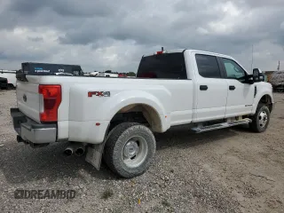 2019 Ford F-350 XL with VIN 1FT8W3DT1KEE82149, listed as a Copart auction lot 63997105 with 300,158 mi miles and Salvage title. Bid and sale history available at DreamBid. Image 3.