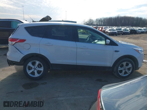 2015 Ford Escape SE with VIN 1FMCU9G94FUB89954, listed as a IAAI auction lot 41692461 with 66,739 mi miles. Bid and sale history available at carsss.com. Image 13.