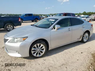 2013 Lexus ES 300h z VIN JTHBW1GG2D2012403, wystawiony jako Copart lot #66924505 z przebiegiem 276 422 mil mil oraz Czysty tytuł • Clean title. Historia ofert i sprzedaży dostępna na DreamBid. Obrazek 1.