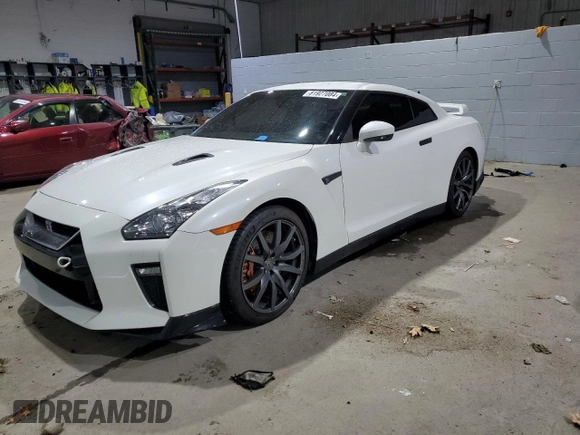 2020 Nissan GT-R Premium z VIN JN1AR5EF7LM100438, wystawiony jako Copart lot #81927084 z przebiegiem Nie podano mil oraz Szkody całkowita. Historia ofert i sprzedaży dostępna na DreamBid. Obrazek 1.