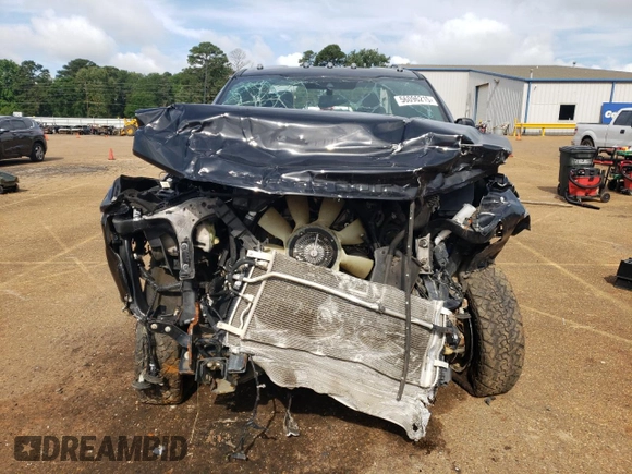 2022 Ford F-350 XL with VIN 1FT8W3DT1NEF56688, listed as a Copart auction lot 56096215 with 52,187 mi miles and Salvage Title. Bid and sale history available at DreamBid. Image 5.