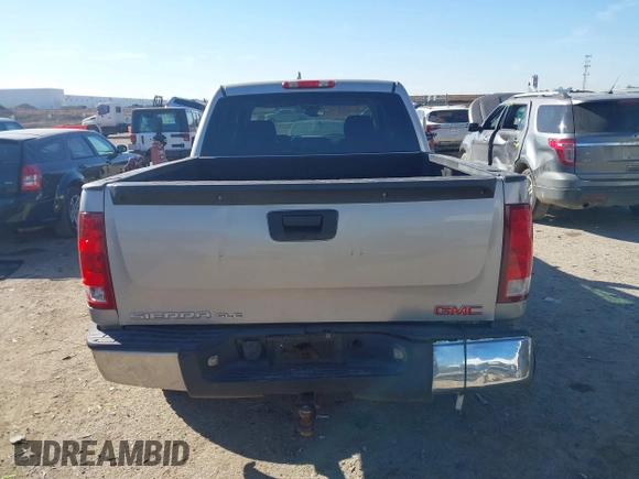2008 GMC Sierra 1500 SLE1 z VIN 3GTEC13JX8G260212, wystawiony jako IAAI lot #41641592 z przebiegiem 186 365 mil mil oraz . Historia ofert i sprzedaży dostępna na DreamBid. Obrazek 16.