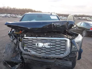 2020 GMC Yukon XL Denali with VIN 1GKS2HKJ9LR162043, listed as a IAAI auction lot 41351046 with 93,358 mi miles. Bid and sale history available at carsss.com. Image 6.