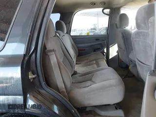 2006 Chevrolet Tahoe LS with VIN 1GNEC13V06J104296, listed as a IAAI auction lot 41697104 with 283,759 mi miles. Bid and sale history available at carsss.com. Image 8.