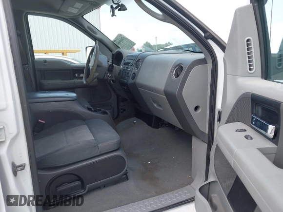 2007 Ford F-150 XLT with VIN 1FTPW145X7KC16669, listed as a IAAI auction lot 42469444 with 204,223 mi miles and . Bid and sale history available at DreamBid. Image 5.