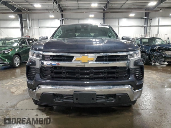 2024 Chevrolet Silverado 1500 LT with VIN 1GCUDDE8XRZ111594, listed as a Copart auction lot 50415335 with 17,998 mi miles and Salvage Title. Bid and sale history available at carsss.com. Image 5.