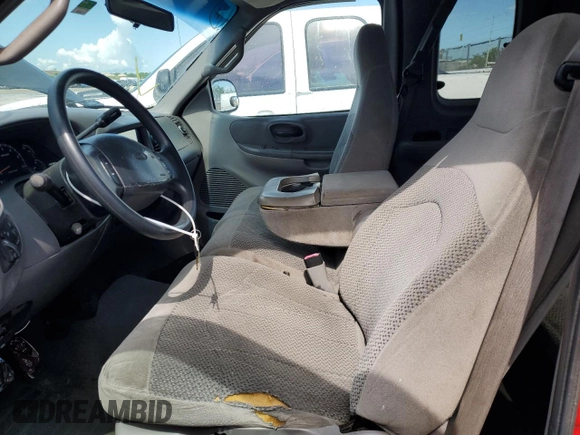 2000 Ford F-150 XL with VIN 2FTZX0724YCA62788, listed as a Copart auction lot 60301585 with Not provided miles and Clean title. Bid and sale history available at DreamBid. Image 7.