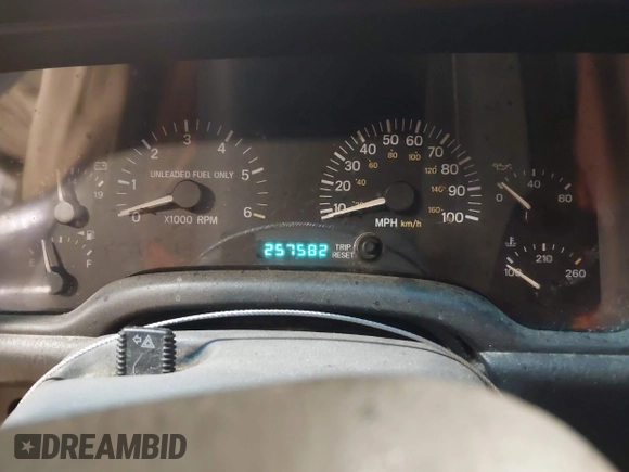 1998 Jeep Cherokee Sport with VIN 1J4FJ68S5WL212555, listed as a IAAI auction lot 42450810 with 257,582 mi miles and . Bid and sale history available at DreamBid. Image 7.