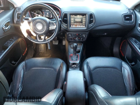 2019 Jeep Compass Trailhawk with VIN 3C4NJDDB5KT775860, listed as a Copart auction lot 48113695 with 76,091 mi miles and Salvage Title. Bid and sale history available at DreamBid. Image 8.