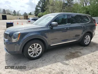 2020 Kia Telluride LX with VIN 5XYP2DHC8LG070441, listed as a Copart auction lot 52111095 with 104,436 mi miles and Clean Title. Bid and sale history available at carsss.com. Image 1.