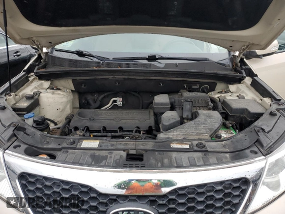 2011 Kia Sorento LX with VIN 5XYKTCA17BG014936, listed as a Copart auction lot 51420305 with 190,082 mi miles and Clean Title. Bid and sale history available at DreamBid. Image 12.