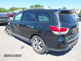 2015 Nissan Pathfinder S z VIN 5N1AR2MM6FC617716, wystawiony jako IAAI lot #42216787 z przebiegiem 148 166 mil mil oraz . Historia ofert i sprzedaży dostępna na DreamBid. Obrazek 3.