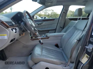 2010 Mercedes-Benz E 550 Luxury with VIN WDDHF7CB4AA213798, listed as a Copart auction lot 81071164 with 287,072 mi miles and Salvage Title. Bid and sale history available at DreamBid. Image 7.