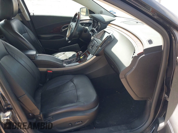 2013 Buick LaCrosse Premium 1 z VIN 1G4GF5E34DF264852, wystawiony jako IAAI lot #42272513 z przebiegiem 125 382 mil mil oraz . Historia ofert i sprzedaży dostępna na DreamBid. Obrazek 5.