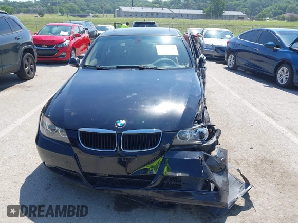 2006 BMW 3 Series 325i with VIN WBAVB13576KX32715, listed as a IAAI auction lot 42572961 with Not provided miles and . Bid and sale history available at DreamBid. Image 12.