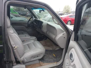 1999 Chevrolet Tahoe Z71 with VIN 1GNEK13R8XJ497892, listed as a IAAI auction lot 42120856 with 172,150 mi miles and . Bid and sale history available at DreamBid. Image 5.