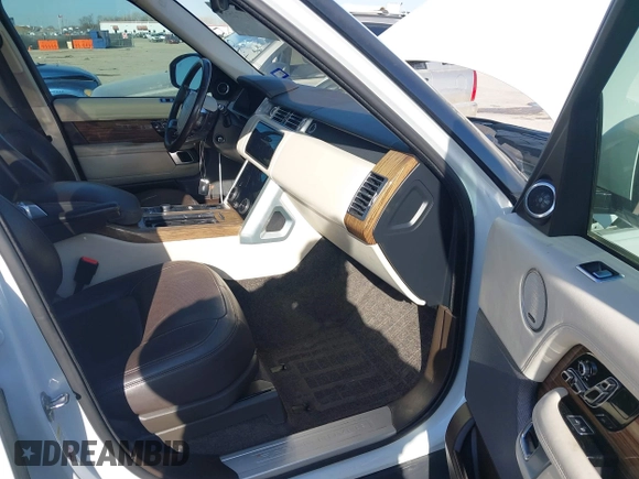 2019 Land Rover Range Rover HSE z VIN SALGS2SV3KA549081, wystawiony jako IAAI lot #41772535 z przebiegiem 122 510 mil mil oraz . Historia ofert i sprzedaży dostępna na DreamBid. Obrazek 5.