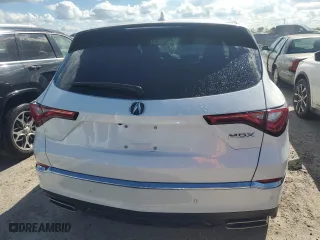 2024 Acura MDX w/Technology Package with VIN 5J8YD9H4XRL006548, listed as a Copart auction lot 76992134 with 6,800 mi miles and Non Repairable. Bid and sale history available at carsss.com. Image 6.