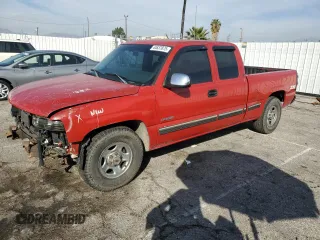 2002 Chevrolet Silverado 1500 LT with VIN 2GCEC19T021352339, listed as a Copart auction lot 44637875 with 217,086 mi miles and Salvage Title. Bid and sale history available at DreamBid. Image 1.