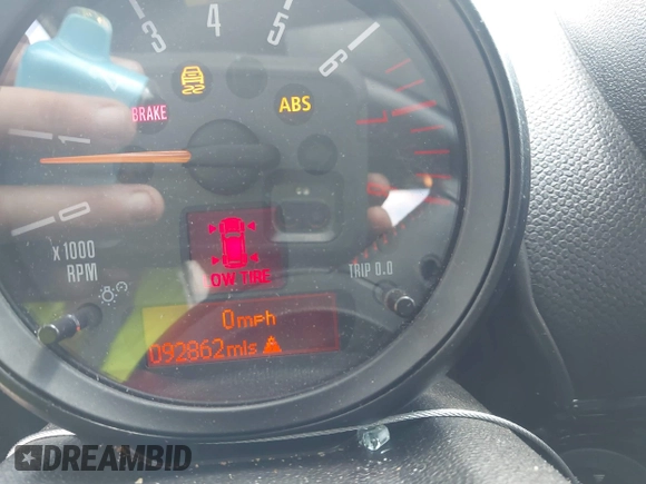 2016 MINI Countryman S with VIN WMWZC3C58GWP53495, listed as a IAAI auction lot 42134455 with 92,862 mi miles and . Bid and sale history available at DreamBid. Image 7.