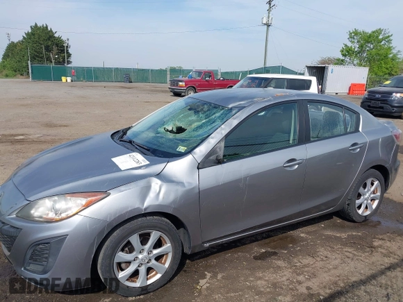 2011 Mazda Mazda3 i Touring with VIN JM1BL1VGXB1372499, listed as a IAAI auction lot 42112283 with 98,564 mi miles. Bid and sale history available at carsss.com. Image 15.