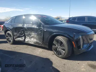 2024 Cadillac LYRIQ Sport z VIN 1GYKPWRL2RZ128893, wystawiony jako Copart lot #47378525 z przebiegiem 316 mil mil oraz Szkody całkowita. Historia ofert i sprzedaży dostępna na DreamBid. Obrazek 4.