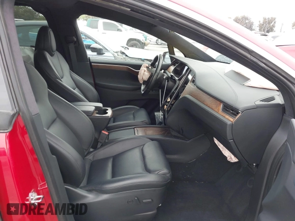 2021 Tesla Model X Long Range Plus with VIN 5YJXCBE24MF324376, listed as a IAAI auction lot 42034108 with Not Provided miles and . Bid and sale history available at carsss.com. Image 5.