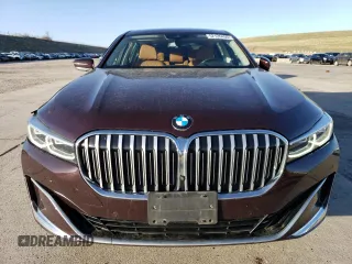 2020 BMW 7 Series with VIN WBA7W4C06LBM70555, listed as a Copart auction lot 52126455 with 37,375 mi miles and Salvage title. Bid and sale history available at DreamBid. Image 5.