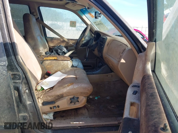 1999 Ford Explorer XLT z VIN 1FMZU32EXXZA93195, wystawiony jako IAAI lot #42830694 z przebiegiem 286 095 mil mil oraz . Historia ofert i sprzedaży dostępna na DreamBid. Obrazek 5.