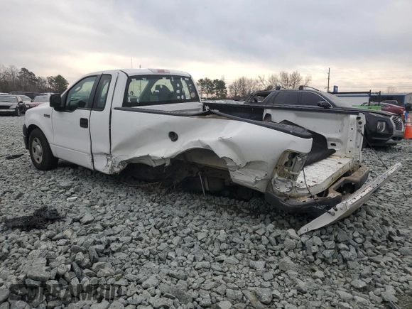 2008 Ford F-150 XL with VIN 1FTRF12258KE43920, listed as a Copart auction lot 46940245 with 152,446 mi miles and Salvage Title. Bid and sale history available at carsss.com. Image 2.