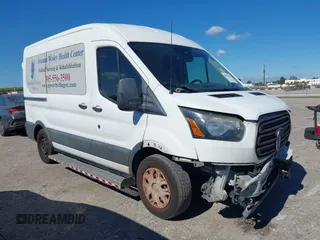2017 Ford Transit Passenger XL with VIN 1FMZK1CM0HKA90980, listed as a IAAI auction lot 40979539 with 71,813 mi miles. Bid and sale history available at carsss.com. Image 1.