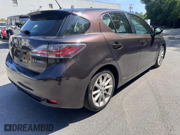 2013 Lexus CT 200h with VIN JTHKD5BHXD2163082, listed as a Copart auction lot 65845005 with 187,941 mi miles and Clean title. Bid and sale history available at DreamBid. Image 4.