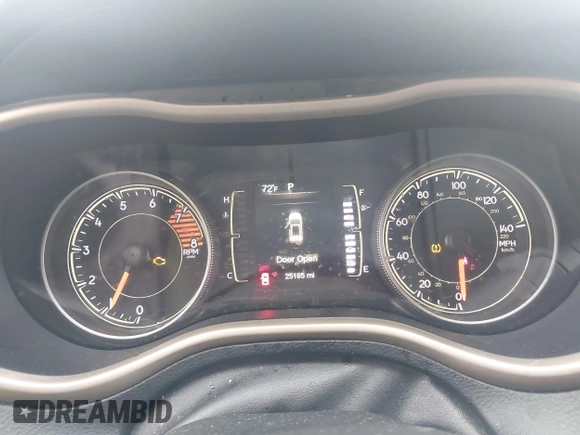 2017 Jeep Cherokee Latitude с VIN 1C4PJMCSXHW568202, выставлен на аукционе IAAI как лот 42686478 с пробегом 25 165 миль миль и . История ставок и продаж доступна на DreamBid. Изображение 7.