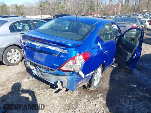 2016 Nissan Versa SV z VIN 3N1CN7AP9GL840460, wystawiony jako IAAI lot #41451719 z przebiegiem Nie podano mil oraz . Historia ofert i sprzedaży dostępna na DreamBid. Obrazek 4.