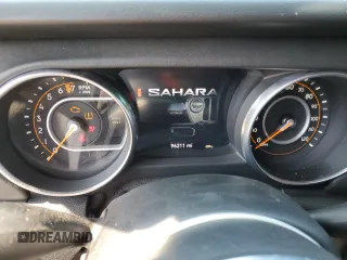 2018 Jeep Wrangler Unlimited Sahara with VIN 1C4HJXEG5JW221302, listed as a Copart auction lot 58010785 with 96,211 mi miles and Salvage title. Bid and sale history available at DreamBid. Image 9.