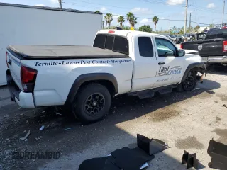2022 Toyota Tacoma SR z VIN 3TYRZ5CN7NT021180, wystawiony jako Copart lot #52555875 z przebiegiem 66 535 mil mil oraz Nie do naprawy • Non repairable. Historia ofert i sprzedaży dostępna na DreamBid. Obrazek 3.