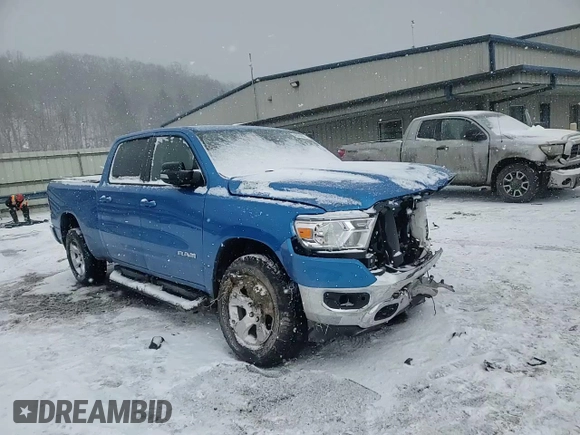 2021 Ram 1500 Big Horn z VIN 1C6SRFMTXMN617332, wystawiony jako Copart lot #46398695 z przebiegiem 42 656 mil mil oraz Szkoda całkowita • Salvage title. Historia ofert i sprzedaży dostępna na DreamBid. Obrazek 13.