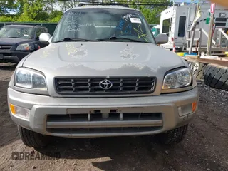 1999 Toyota RAV4 with VIN JT3HP10V6X7149468, listed as a IAAI auction lot 42304536 with Not provided miles and . Bid and sale history available at DreamBid. Image 6.