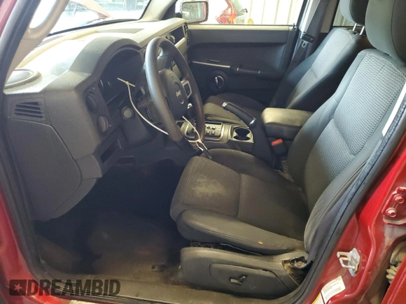 2009 Jeep Commander Sport с VIN 1J8HG48K09C556499, выставлен на аукционе Copart как лот 59859515 с пробегом Не указан миль и Списание • Salvage title. История ставок и продаж доступна на DreamBid. Изображение 7.
