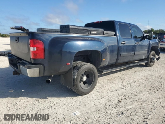 2008 Chevrolet Silverado 3500HD DRW LT w/1LT with VIN 1GCJC33658F150353, listed as a Copart auction lot 85479604 with 151,349 mi miles and Salvage Title. Bid and sale history available at carsss.com. Image 3.