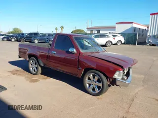 1989 Toyota Pickup DX z VIN JT4RN81P4K0000296, wystawiony jako IAAI lot #41862103 z przebiegiem 145 414 mil mil oraz . Historia ofert i sprzedaży dostępna na DreamBid. Obrazek 1.